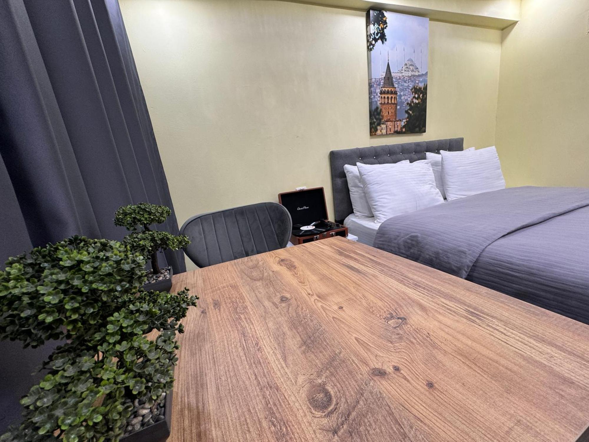 Ozer Hotel & Apartments อิสตันบูล ภายนอก รูปภาพ