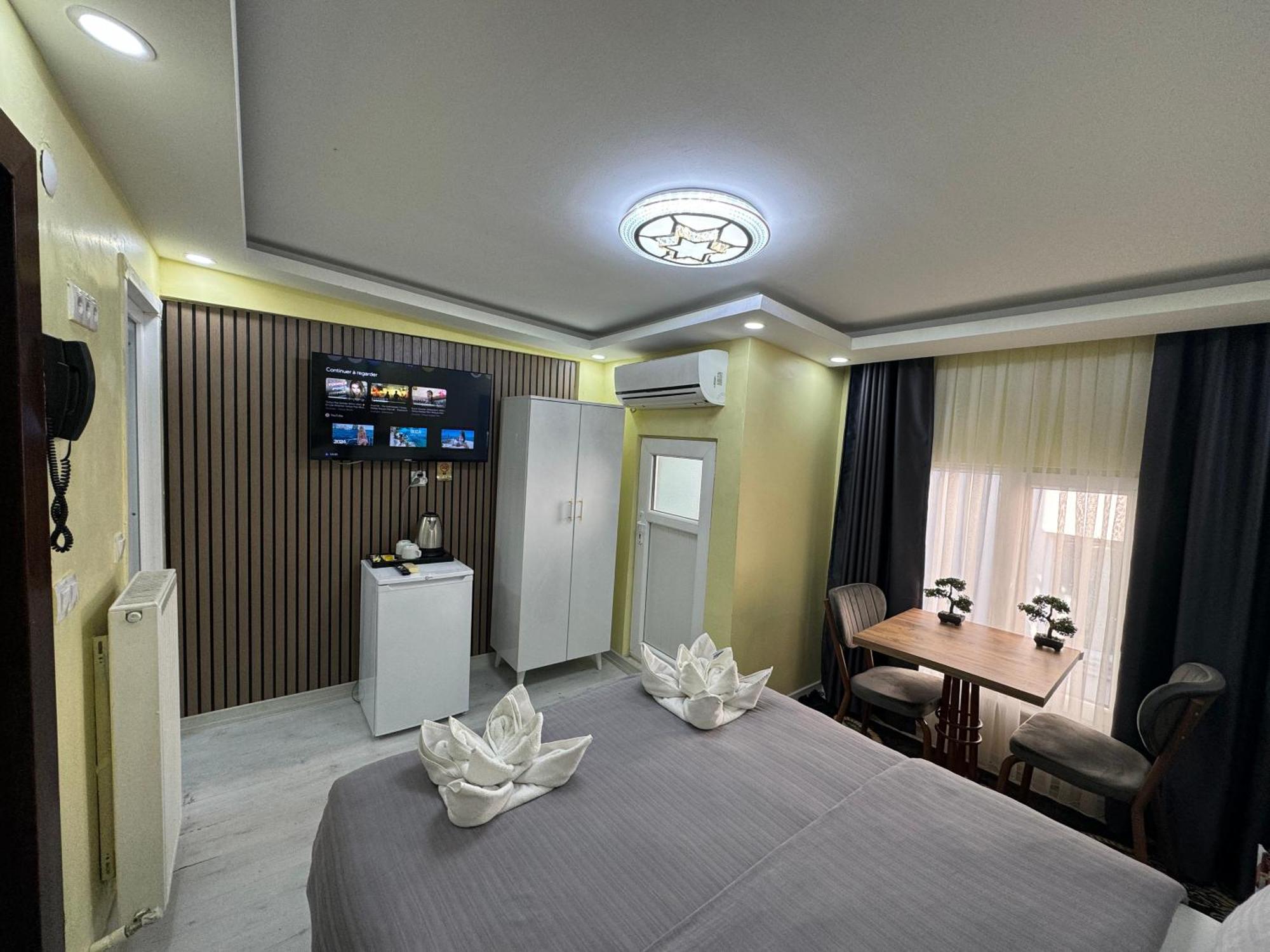 Ozer Hotel & Apartments อิสตันบูล ภายนอก รูปภาพ