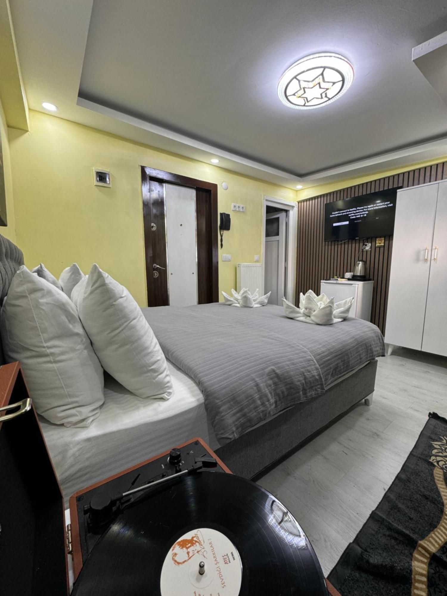 Ozer Hotel & Apartments อิสตันบูล ภายนอก รูปภาพ