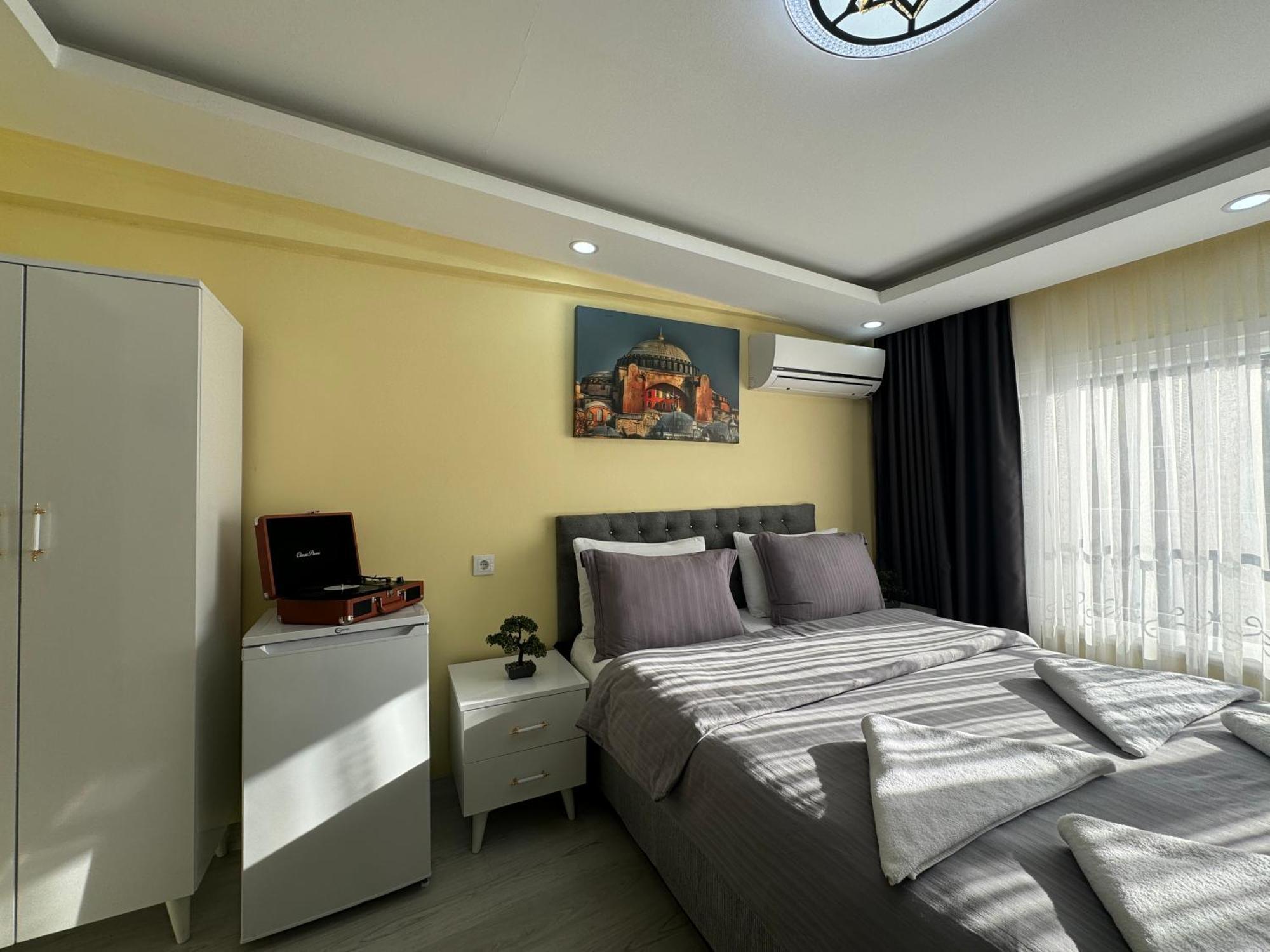 Ozer Hotel & Apartments อิสตันบูล ภายนอก รูปภาพ