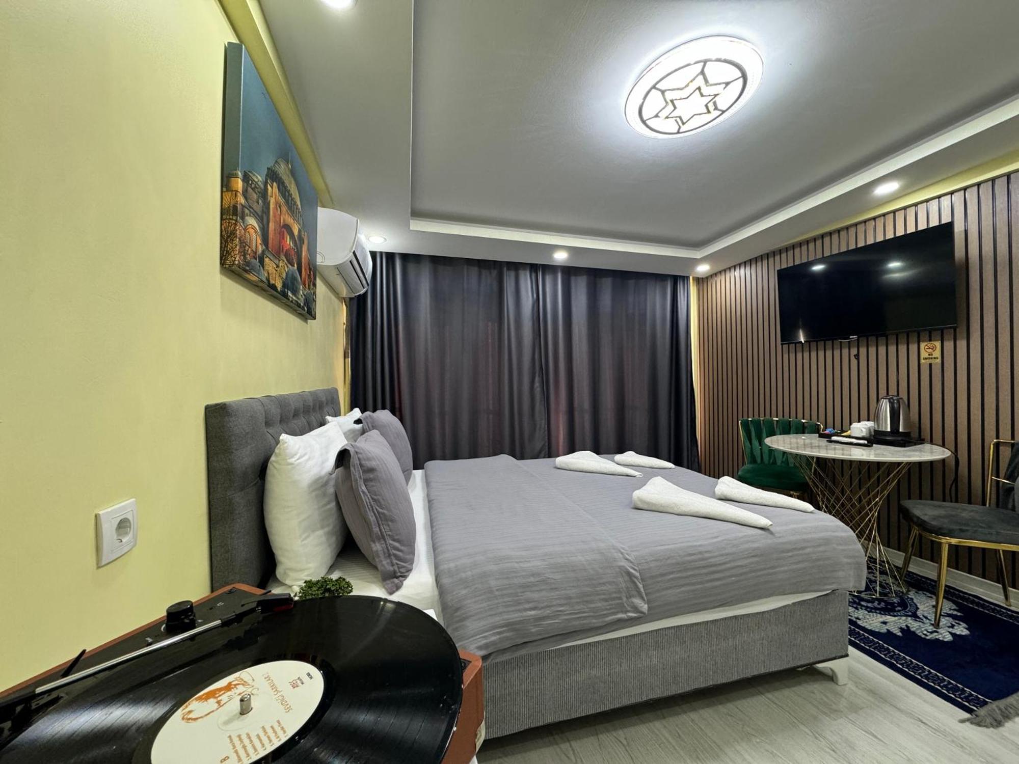 Ozer Hotel & Apartments อิสตันบูล ภายนอก รูปภาพ
