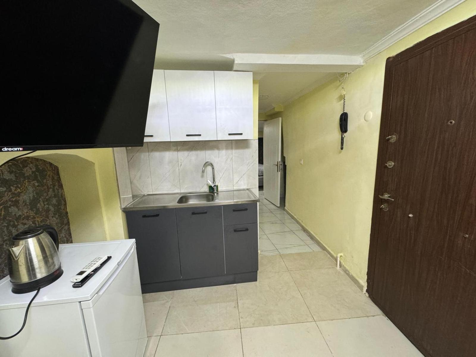 Ozer Hotel & Apartments อิสตันบูล ภายนอก รูปภาพ